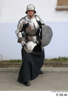 Photos Medieval Knight in plate armor 21 Medieval clothing fighting…